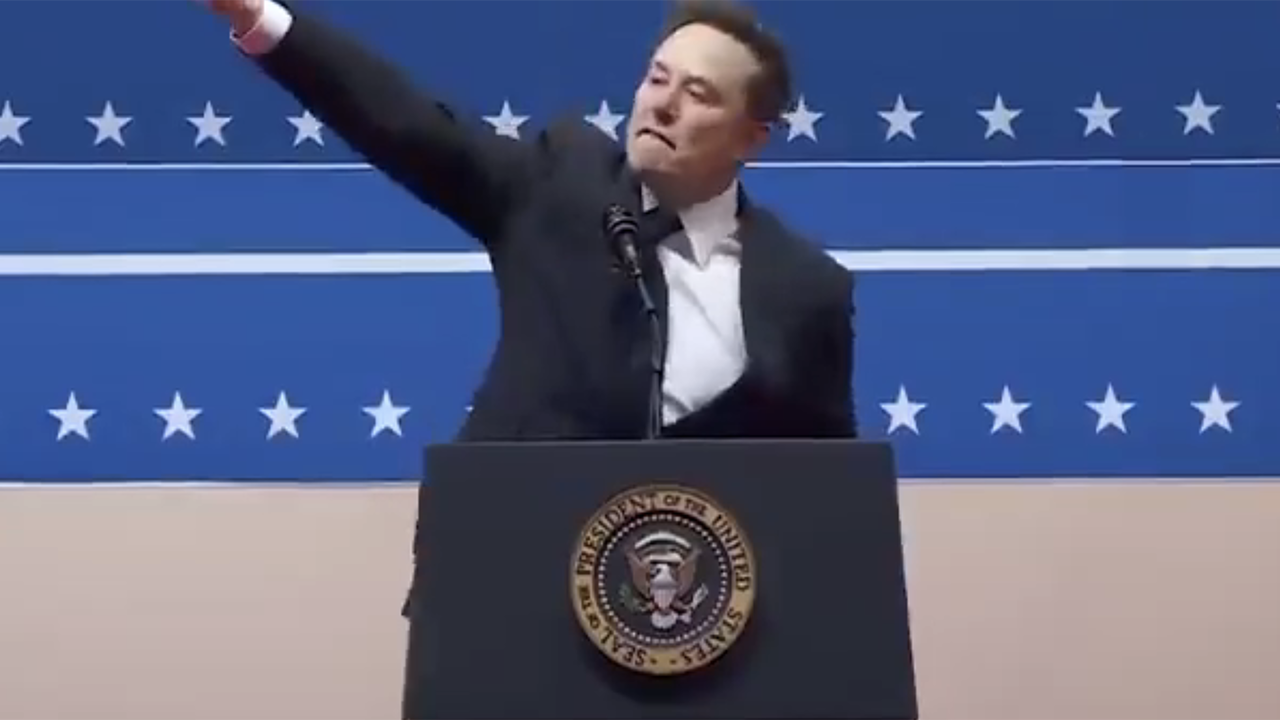 Screenshot of Elon Musk making a gesture that has been widely interpreted as a Nazi salute.